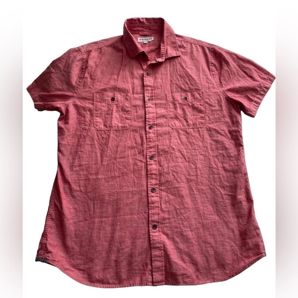Express Men’s short sleeve button down shirt size Large
